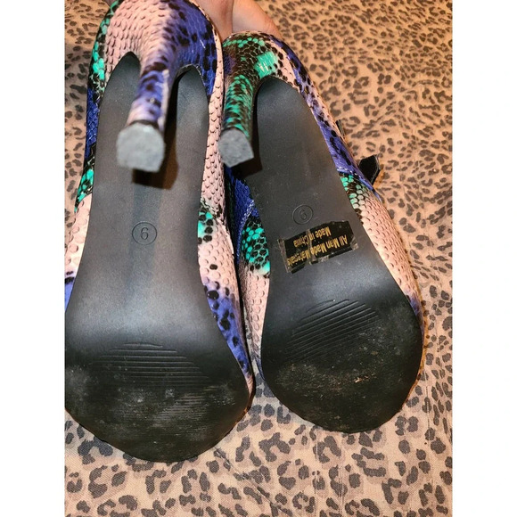 Women's Size US 6 Multicolor Snake Pattern Buckle Open Toe High Heels (SSS) - Picture 8 of 9